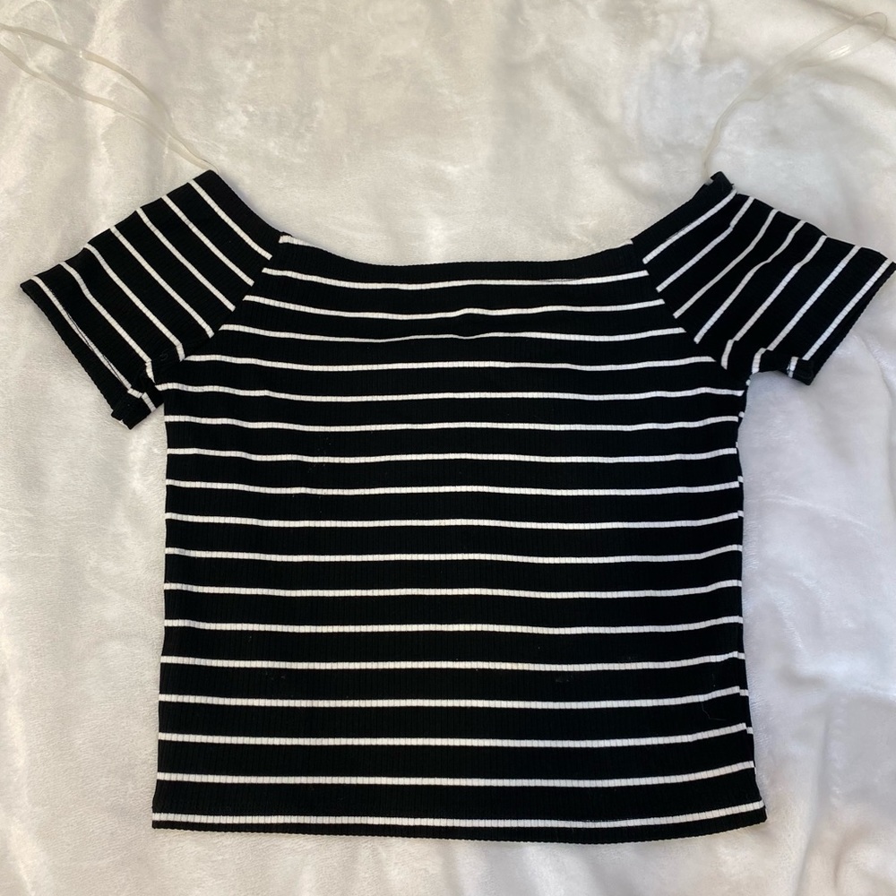 Fashion Nova Black and white crop top